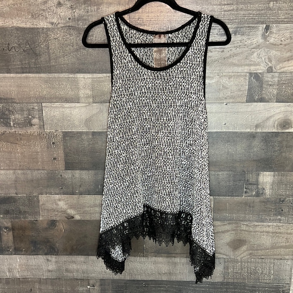 Pretty Moon Collection Black and White Knit Sweater Top With Lacy Bottom